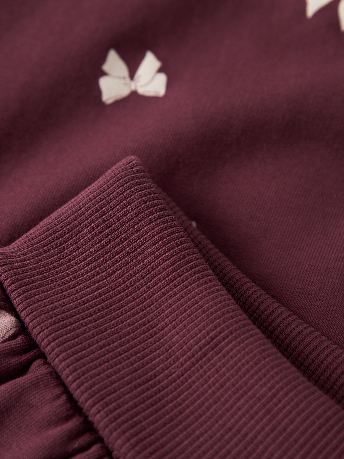 model_shot-front_full